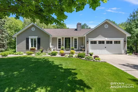 6260 Arroyo Vis, Rockford, MI 49341