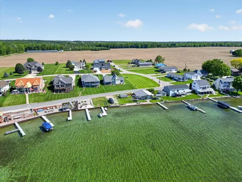 6642 Spinnaker, Crystal, MI 48818 photo 7