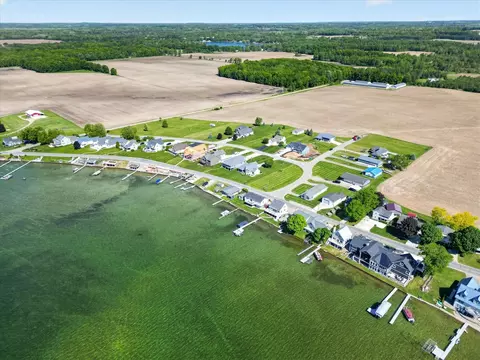 6642 Spinnaker, Crystal, MI 48818 photo 17