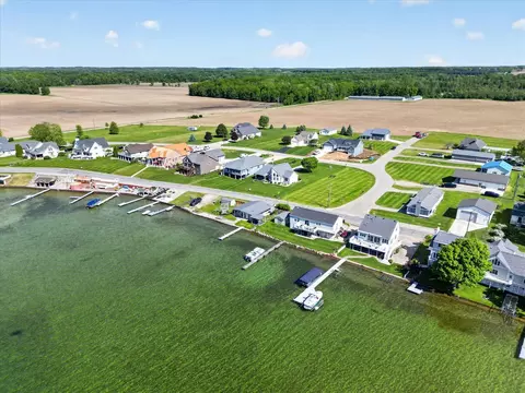 6642 Spinnaker, Crystal, MI 48818 photo 8