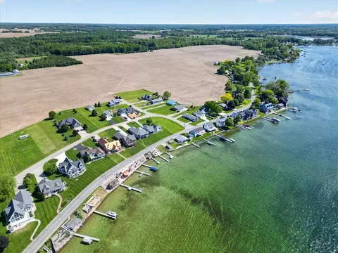 6642 Spinnaker, Crystal, MI 48818 photo 16