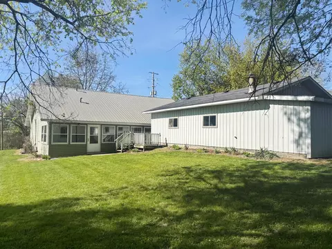 Exterior - 126 E Maple, Muir, MI 48860 photo 3 of 4