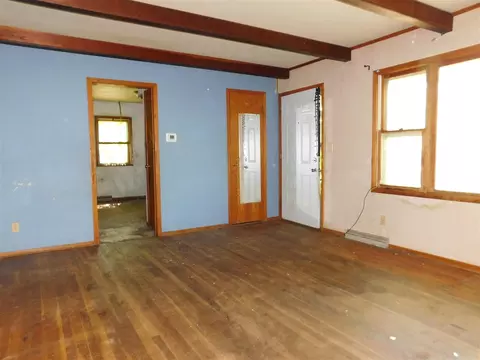 Living - 920 E Hoffman, Three Rivers, MI 49093 photo 2 of 2