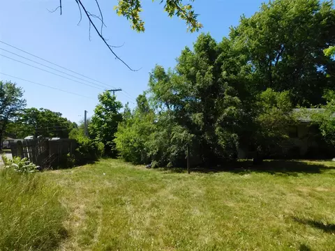 Exterior - 920 E Hoffman, Three Rivers, MI 49093 photo 7 of 7