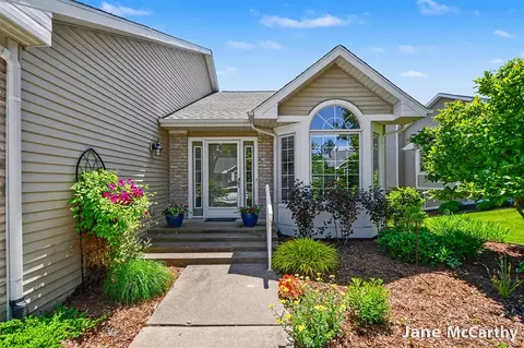 2338 Whimbrel, Grand Rapids, MI 49505