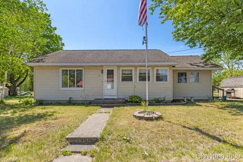 156 S Stearns, Barryton, MI 49305