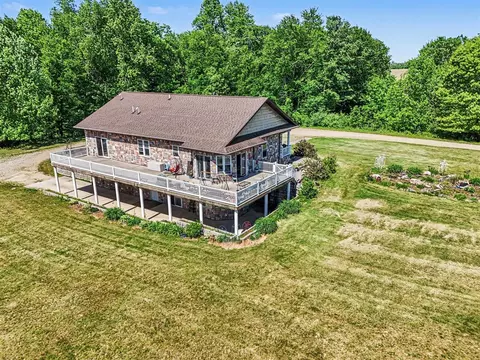 16470 E Ts, Fulton, MI 49052