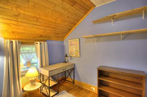 Bedroom - 307 Douglas, Jackson, MI 49203 photo 13 of 19