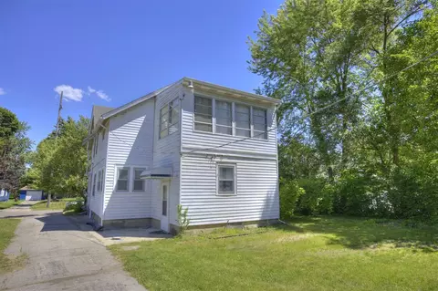 Exterior - 307 Douglas, Jackson, MI 49203 photo 5 of 11