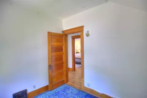 Bedroom - 307 Douglas, Jackson, MI 49203 photo 11 of 19