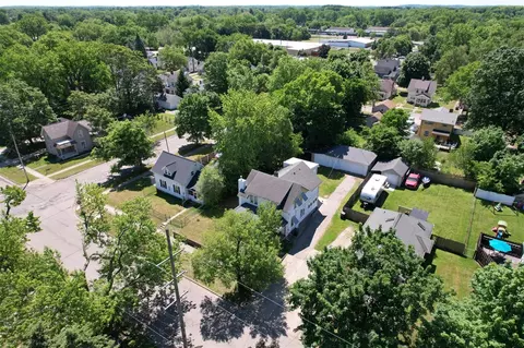 View/Area - 307 Douglas, Jackson, MI 49203 photo 2 of 5