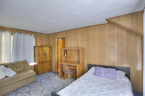 Bedroom - 307 Douglas, Jackson, MI 49203 photo 18 of 19