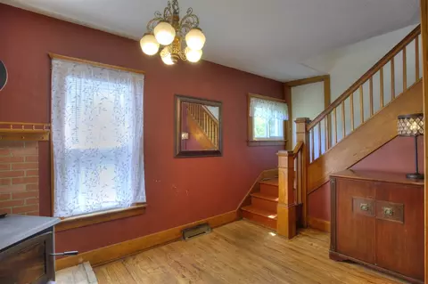 Entry Way - 307 Douglas, Jackson, MI 49203 photo 12 of 14