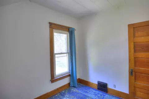 Bedroom - 307 Douglas, Jackson, MI 49203 photo 10 of 19