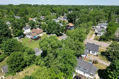 View/Area - 307 Douglas, Jackson, MI 49203 photo 4 of 5