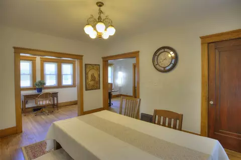 Dining - 307 Douglas, Jackson, MI 49203 photo 3 of 5