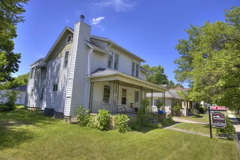 Exterior - 307 Douglas, Jackson, MI 49203 photo 4 of 11