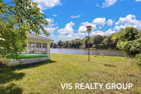Exterior - 7265 S Walker, Spring Lake, MI 49456 photo 6 of 27