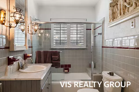 Bath - 7265 S Walker, Spring Lake, MI 49456 photo 3 of 8