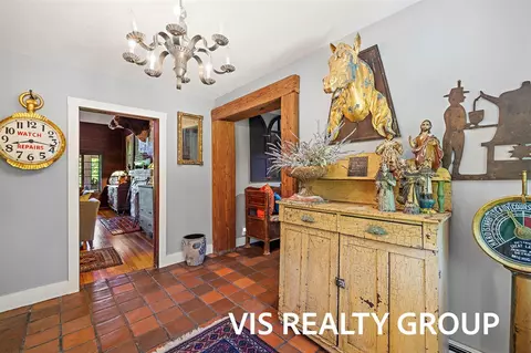 Entry Way - 7265 S Walker, Spring Lake, MI 49456 photo 5 of 9