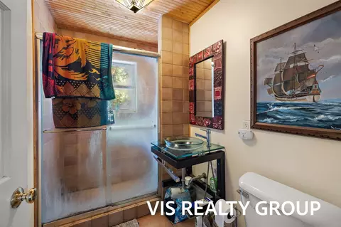 Bath - 7265 S Walker, Spring Lake, MI 49456 photo 8 of 8