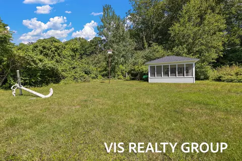 Exterior - 7265 S Walker, Spring Lake, MI 49456 photo 7 of 27