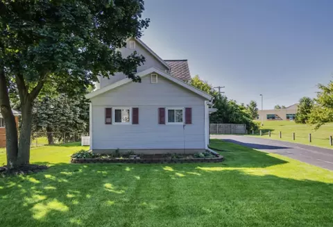 2708-2710 44th, Kentwood, MI 49512