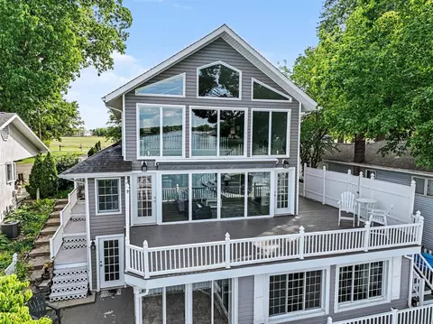 19722 Crescent Bch, Three Rivers, MI 49093