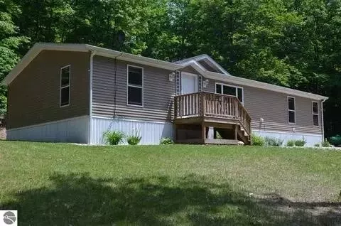5088 Buck, Williamsburg, MI 49690