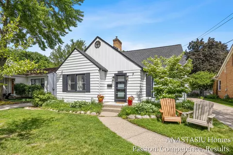 2238 Godwin, Grand Rapids, MI 49507
