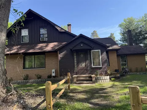 2922 N Ionia, Vermontville, MI 49096