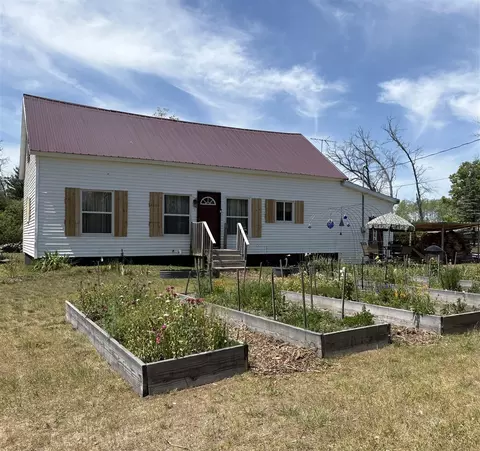 8465 S Michcon, Baldwin, MI 49304