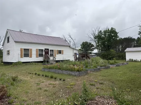 8465 S Michcon, Baldwin, MI 49304