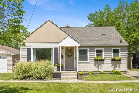 3543 30th, Grandville, MI 49418