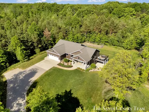 12400 Lincoln Farms, Grand Haven, MI 49417