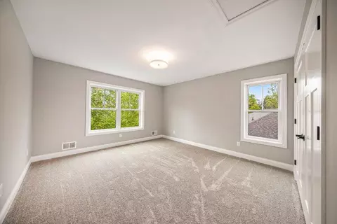 Bedroom - 5182 Grande Vw, Jackson, MI 49201 photo 5 of 5