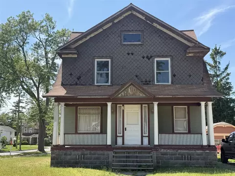 1541 Clinton, Muskegon, MI 49442