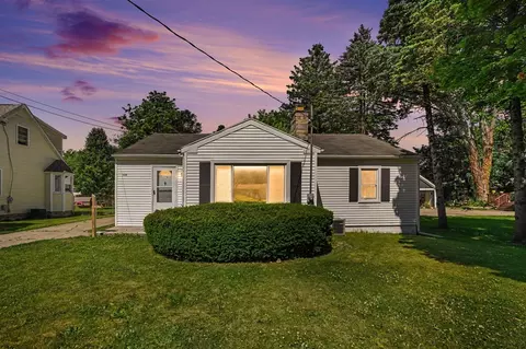 1425 Sunnyside, Kalamazoo, MI 49048