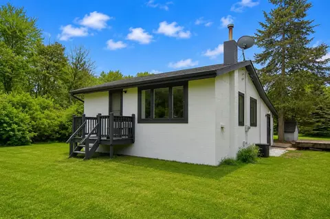 27939 38th, Paw Paw, MI 49079