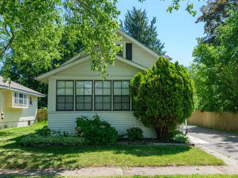812 Washburn, Kalamazoo, MI 49048