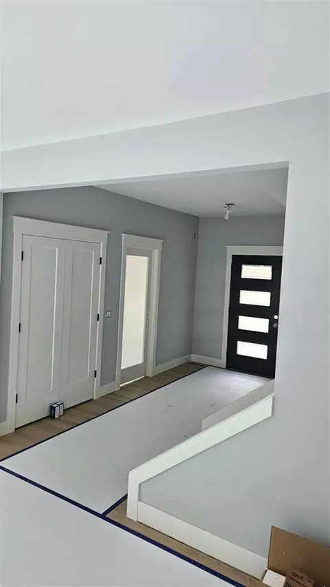 Entry Way - 8234 Cascade, Ada, MI 49301 photo 3 of 5