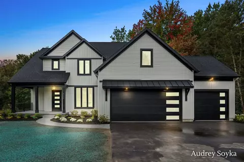 8234 Cascade, Ada, MI 49301