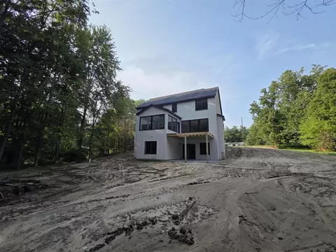 Exterior - 8234 Cascade, Ada, MI 49301 photo 7 of 8