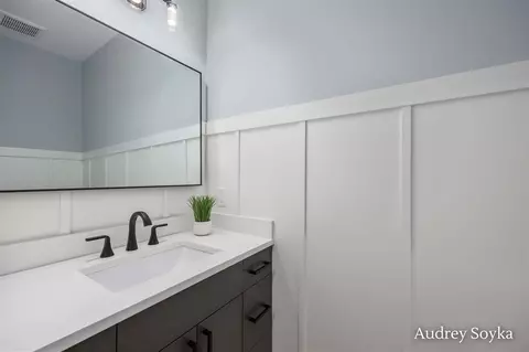 Bath - 8234 Cascade, Ada, MI 49301 photo 1 of 4