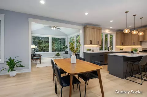 Dining - 8234 Cascade, Ada, MI 49301 photo 1 of 1
