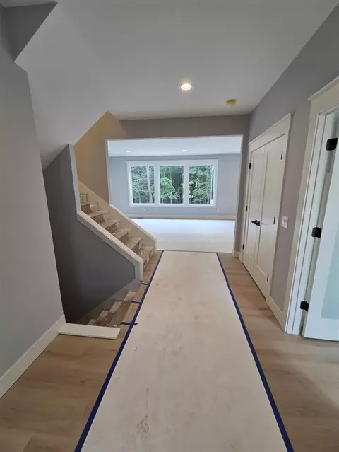 Entry Way - 8234 Cascade, Ada, MI 49301 photo 4 of 5