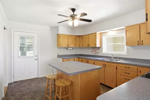 Kitchen - 1925 175th, Morley, MI 49336 photo 2 of 2