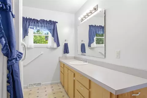 Bath - 1925 175th, Morley, MI 49336 photo 2 of 3
