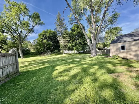 Exterior - 231 Monroe, Brooklyn, MI 49230 photo 4 of 4