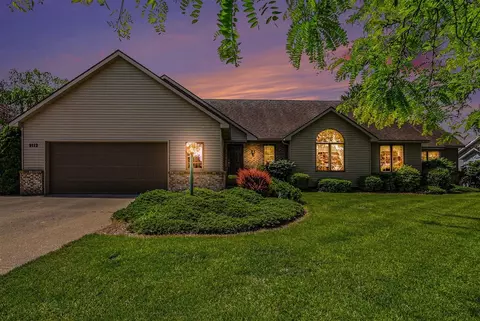 9112 Bluff Lk, Zeeland, MI 49464